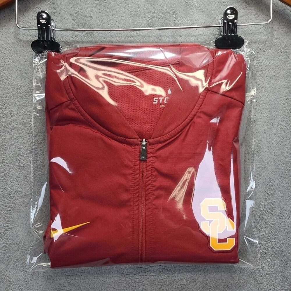 Nike storm fit